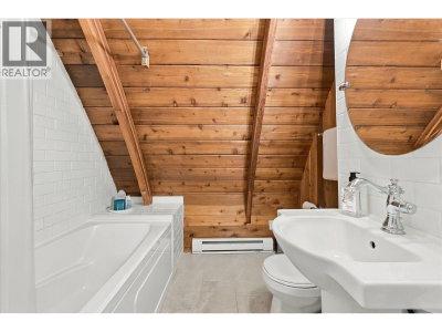 9226 EMERALD Drive | Whistler British Columbia | Slide Image Twenty-one