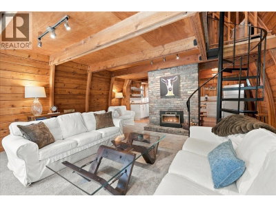 9226 EMERALD Drive | Whistler British Columbia | Slide Image Five