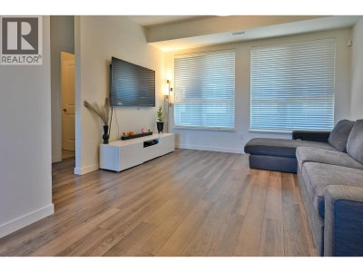 10311 RIVER Drive | Richmond British Columbia | Slide Image Three