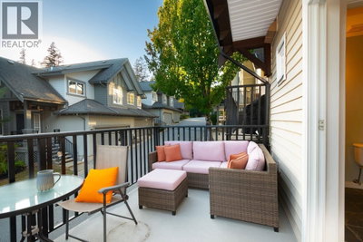 2200 PANORAMA Drive | Port Moody British Columbia | Slide Image Twenty