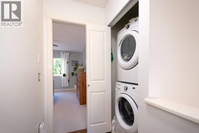 2200 PANORAMA Drive | Port Moody British Columbia | Slide Image Thirty