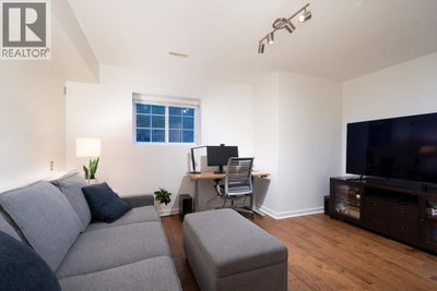 2200 PANORAMA Drive | Port Moody British Columbia | Slide Image Thirty-two