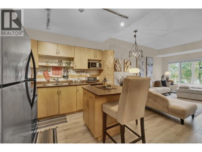 160 SHORELINE Circle | Port Moody British Columbia | Slide Image Sixteen