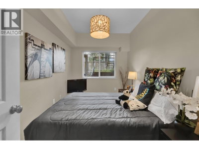 160 SHORELINE Circle | Port Moody British Columbia | Slide Image Thirty-four