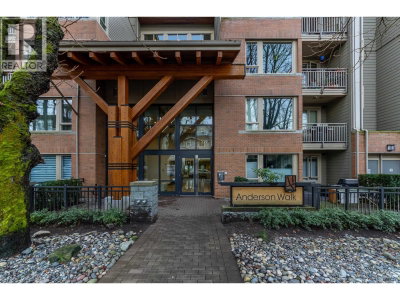 119 22ND Street | North Vancouver British Columbia | Slide Image Two
