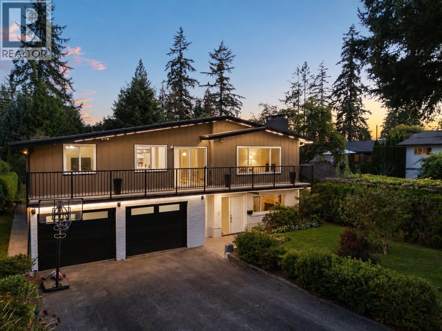 2763 VIOLET Street, North Vancouver, British Columbia V7H 2L7