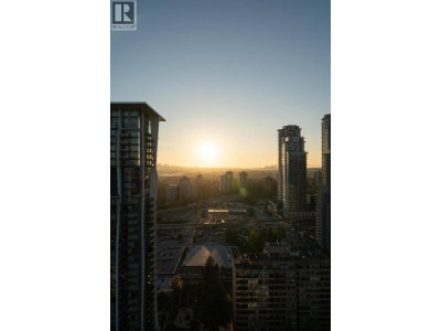 555 SYDNEY Avenue | Coquitlam British Columbia | Slide Image Twenty