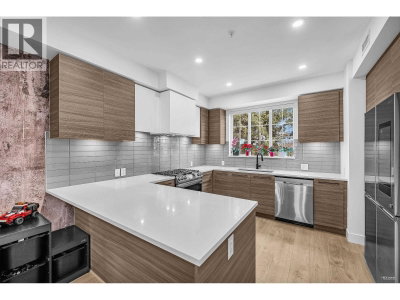 8888 SPIRES Road | Richmond British Columbia | Slide Image Six