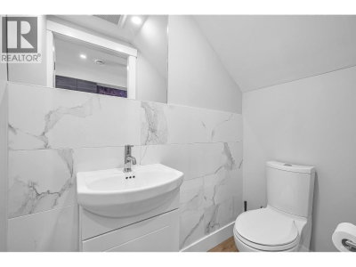 8888 SPIRES Road | Richmond British Columbia | Slide Image Nine