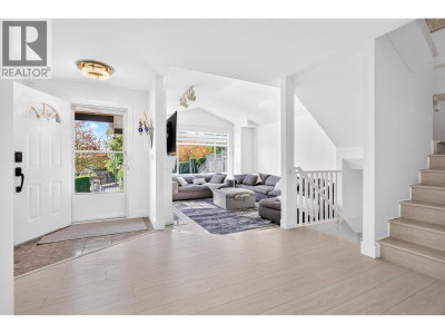 1685 PINETREE Way | Coquitlam British Columbia | Slide Image Twelve