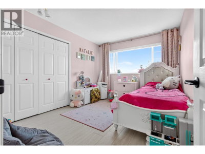 1685 PINETREE Way | Coquitlam British Columbia | Slide Image Thirty-one