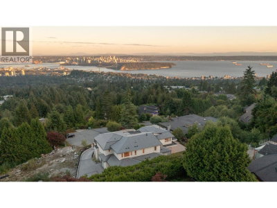1445 SANDHURST Place | West Vancouver British Columbia | Slide Image Thirty-seven