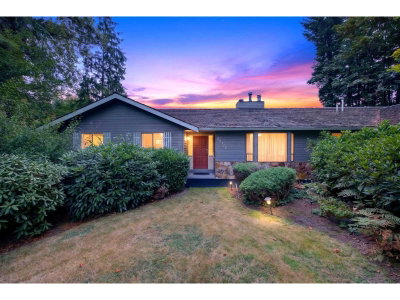 35312 MCKINLEY Place | Abbotsford British Columbia | Slide Image Two