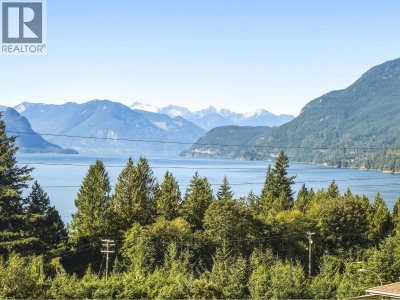 8547 SEASCAPE Court | West Vancouver British Columbia | Slide Image Thirty-two