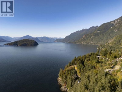 8547 SEASCAPE Court | West Vancouver British Columbia | Slide Image Thirty-three