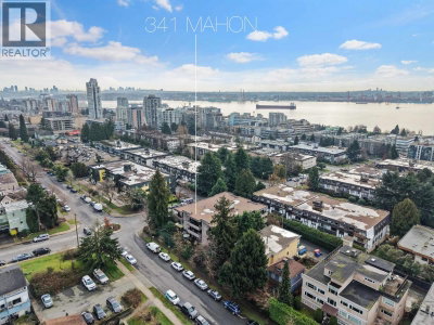 341 MAHON Avenue | North Vancouver British Columbia | Slide Image Thirty-two