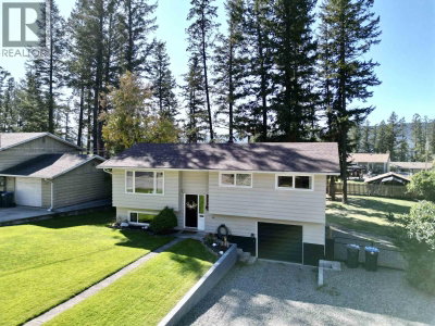 1245 TWELFTH Avenue | Williams Lake British Columbia | Slide Image Two