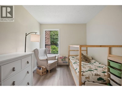 520 CARDIFF Way | Port Moody British Columbia | Slide Image Seventeen