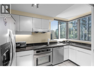 1238 MELVILLE Street | Vancouver British Columbia | Slide Image Twelve