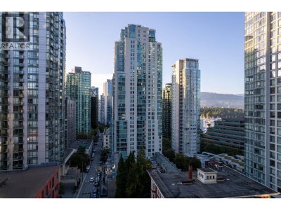 1238 MELVILLE Street | Vancouver British Columbia | Slide Image Five