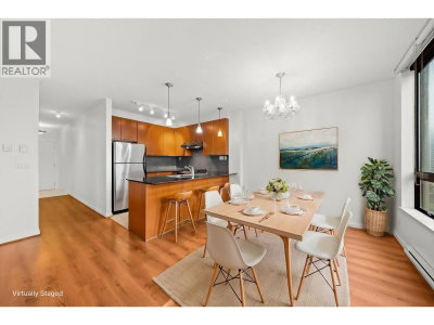 7138 COLLIER Street | Burnaby British Columbia | Slide Image Four