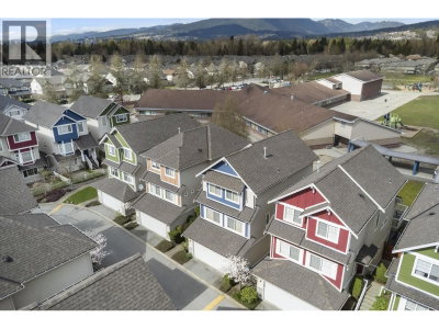 1108 RIVERSIDE Close | Port Coquitlam British Columbia | Slide Image Thirty-three