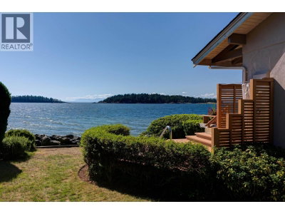 6577 SUNSHINE COAST Highway | Sechelt British Columbia | Slide Image Three