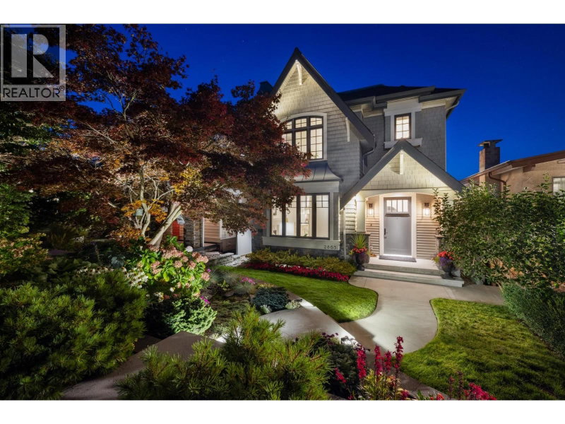 2865 TRINITY Street Vancouver British Columbia, V5K 1E8 - 3 Bedrooms Home For Sale