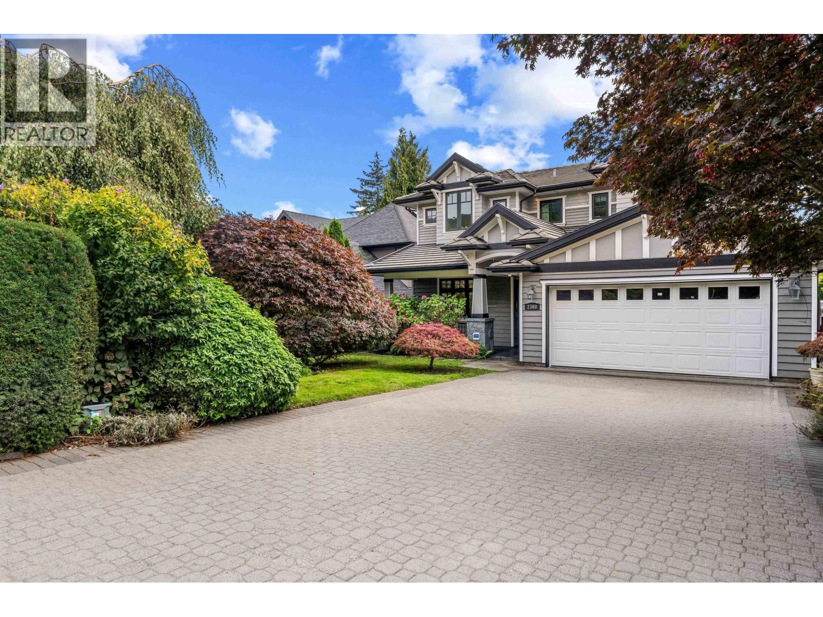 2360 JEFFERSON Avenue, West Vancouver, British Columbia V7V 2B2