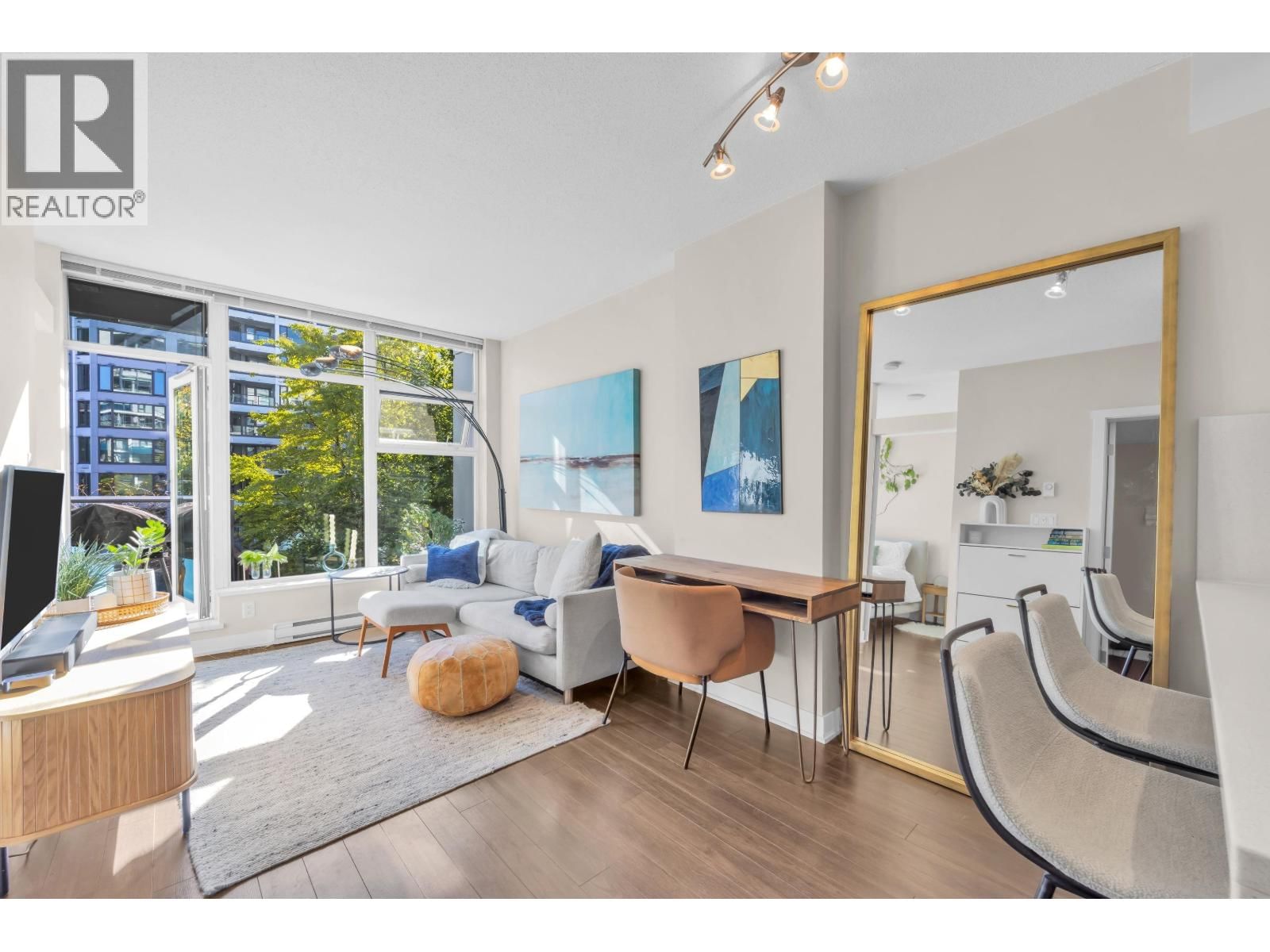 1777 7TH Avenue, Vancouver, British Columbia V6J 0E5