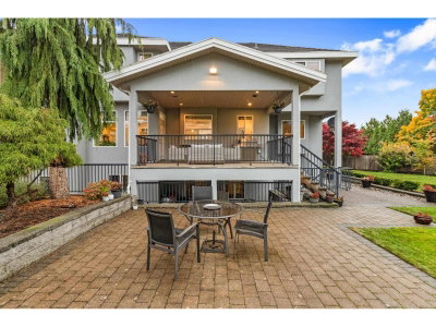 15296 57 Avenue | Surrey British Columbia | Slide Image Twenty-three
