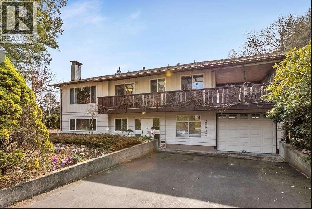 20932 CAMWOOD Avenue, Maple Ridge, British Columbia V2X 2P1