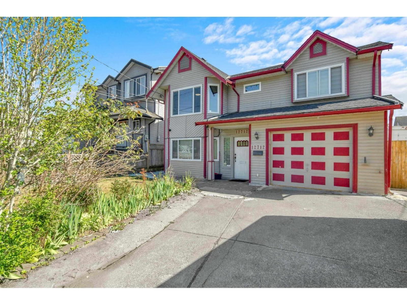 12712 113A Avenue Surrey British Columbia, V3V 3M4 - 7 Bedrooms Home For Sale