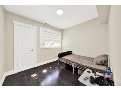 12712 113A Avenue | Surrey British Columbia | Slide Image Eighteen