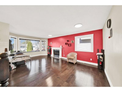 12712 113A Avenue | Surrey British Columbia | Slide Image Nine
