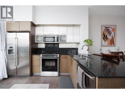 2980 ATLANTIC Avenue | Coquitlam British Columbia | Slide Image Eight