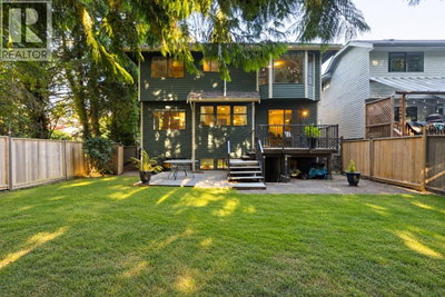 2102 KIRKSTONE Place | North Vancouver British Columbia | Slide Image Thirty-four