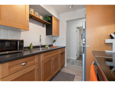 2211 CLEARBROOK Road | Abbotsford British Columbia | Slide Image Five
