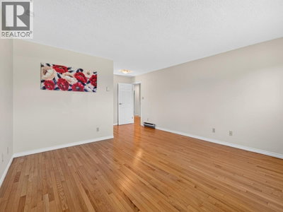 8251 COLDFALL Court | Richmond British Columbia | Slide Image Twenty-five
