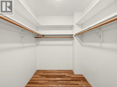 8251 COLDFALL Court | Richmond British Columbia | Slide Image Twenty-six