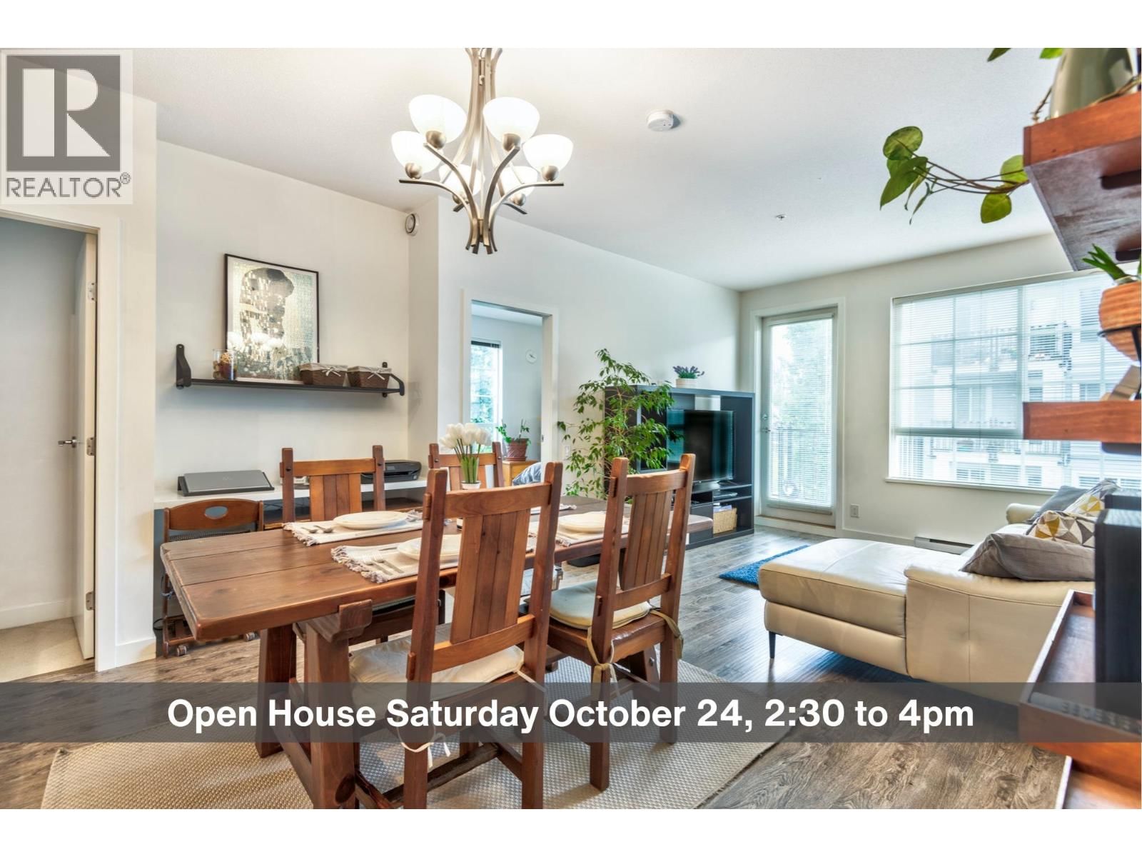 545 FOSTER Avenue, Coquitlam, British Columbia V3J 0B3