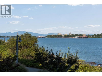 14300 RIVERPORT Way | Richmond British Columbia | Slide Image Twenty-five