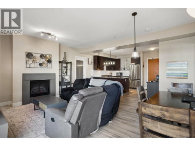14300 RIVERPORT Way | Richmond British Columbia | Slide Image Three