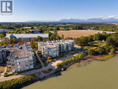 14300 RIVERPORT Way | Richmond British Columbia | Slide Image Thirty-seven