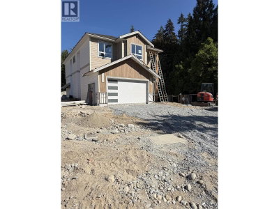 3335 WILLERTON Court | Coquitlam British Columbia | Slide Image Three