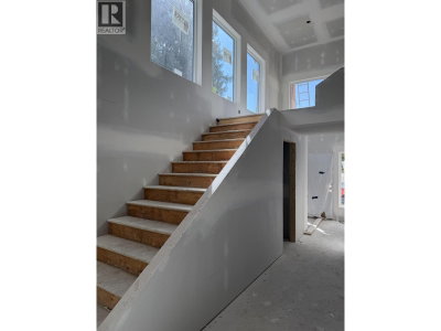 3335 WILLERTON Court | Coquitlam British Columbia | Slide Image Eight