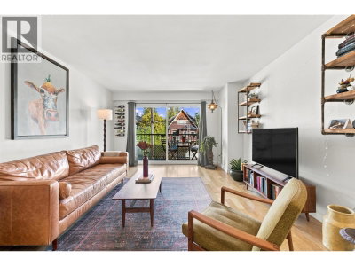 1611 3RD Avenue | Vancouver British Columbia | Slide Image Three