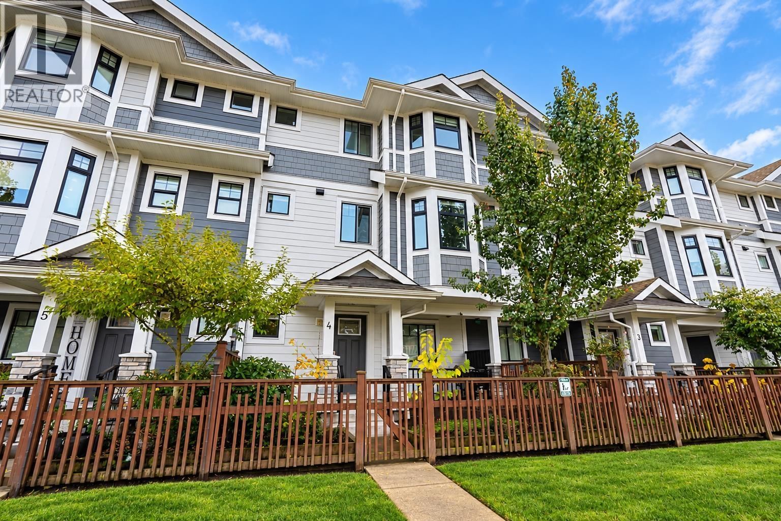 189 WOOD Street, New Westminster, British Columbia V3M 0L7