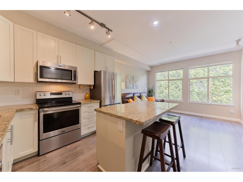 21661 88 Avenue Langley British Columbia, V1M 4E6 - 4 Bedrooms Condo For Sale