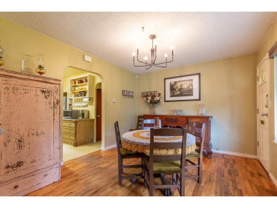 13221 112B Avenue | Surrey British Columbia | Slide Image Eighteen